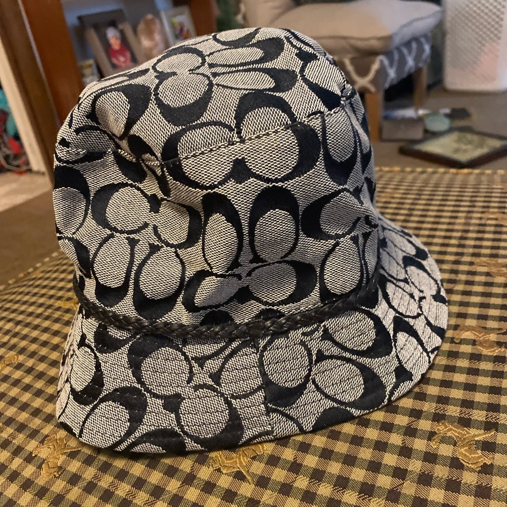 Coach bucket hat